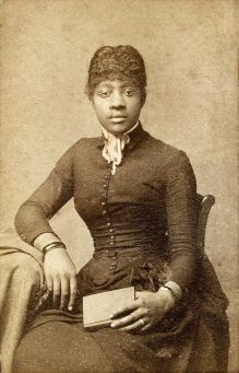 beautiful-black-ladies-in-victorian-era-2